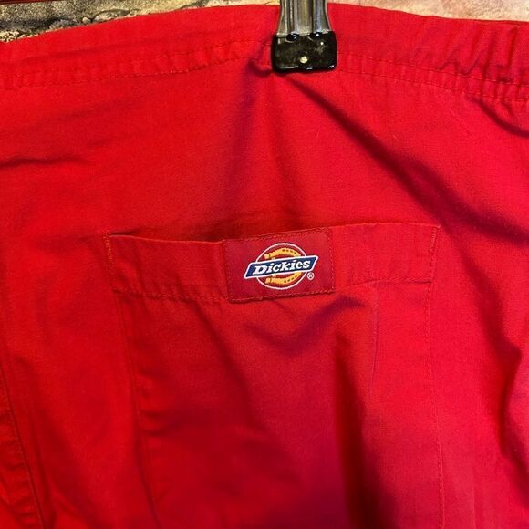 5 forā$25š„DickiesāRedāScrubāPantsāXS - Picture 3 of 5